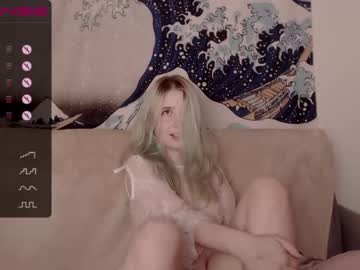 webcam girl yoliverse live cam image #2193838