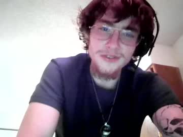webcam man tylerk883 live cam image #2653737