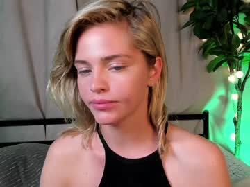 webcam girl dollorrie live cam image #2336777