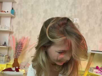 webcam girl elli_harmon live cam image #6118415