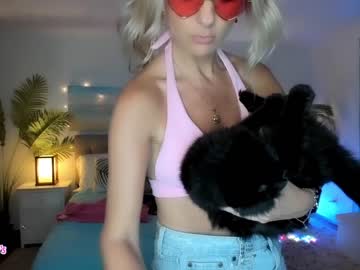 webcam girl amyvalentine live cam image #2418612