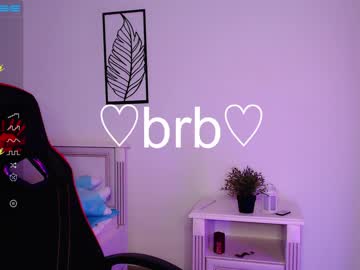 webcam girl small_blondee live cam image #3810630