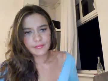 webcam girl bitter_moon live cam image #4793476