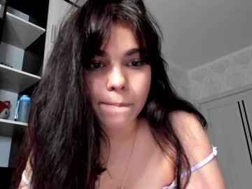 webcam girl hot_chill__ live cam image #2365839