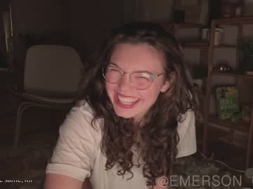 webcam girl emersoncane live cam image #1649900