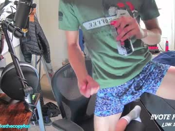 webcam man letsplayblake live cam image #3983379