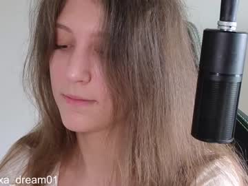 webcam girl alexa_dream live cam image #4391775