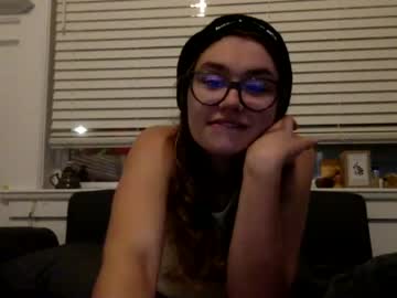 webcam girl yoursweetsubmissive live cam image #127839