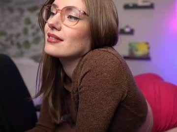 webcam girl emma_ruby live cam image #5010688