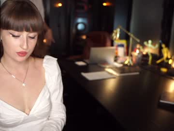 webcam girl xxx_downtown_xxx live cam image #118248