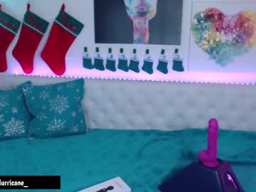 webcam girl holihurricane live cam image #6014927