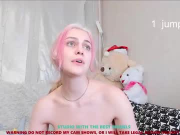 webcam girl stella_blush live cam image #1033651