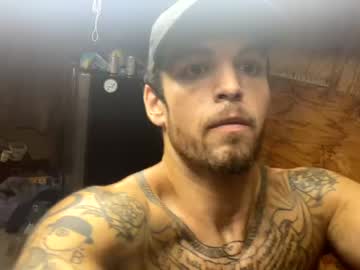 webcam man felonontetherstr8 live cam image #4536558