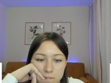 webcam girl dora_mur live cam image #3397657