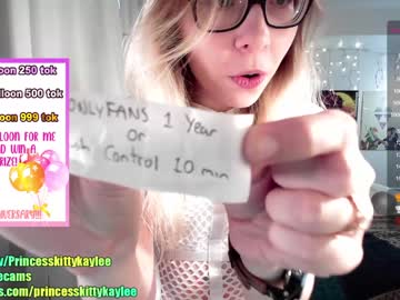 webcam girl princesskittykaylee live cam image #116590