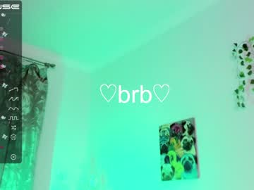 webcam girl small_blondee live cam image #3986351