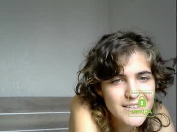webcam girl tinakostulas live cam image #458046