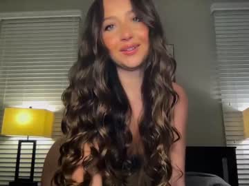 webcam girl starlit_night live cam image #6916193