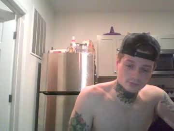 webcam man redinthebed live cam image #5438654