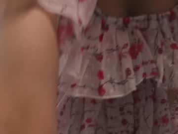 webcam girl angella_kleee live cam image #4694298