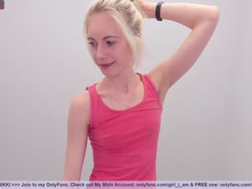 webcam girl girl_i_am live cam image #1434881