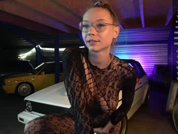 webcam girl little_dutch live cam image #5237648