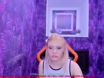 webcam girl blush_emily_ live cam image #1113792