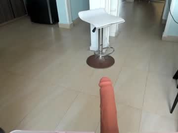 webcam girl noemibcnz live cam image #366910