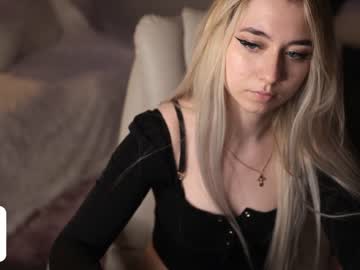 webcam girl owlluree live cam image #6788184