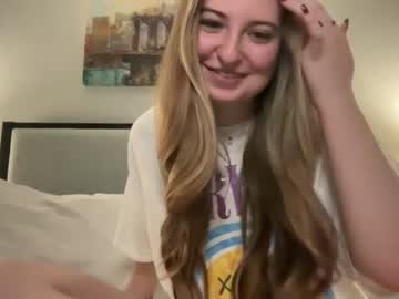 webcam girl fantasyella live cam image #4652755
