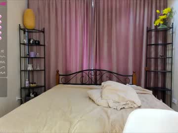 webcam girl leeloo_0 live cam image #2130138