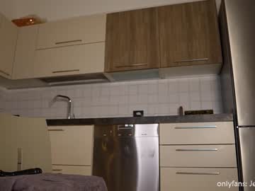 webcam girl therealbonnieclydex live cam image #3962331