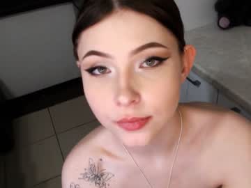 webcam girl annamooree live cam image #6046047