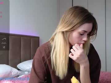 webcam girl sky_magic live cam image #6720018