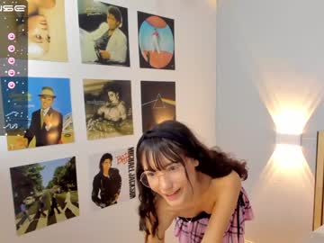 webcam girl little_effy18 live cam image #3597441