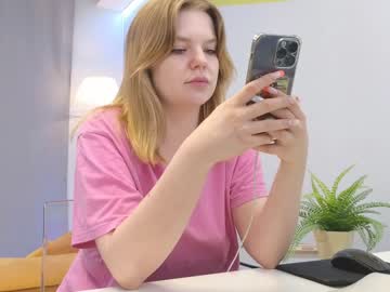 webcam girl lovlybambi live cam image #5305333
