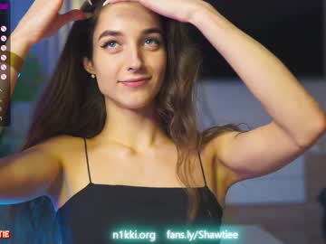 webcam girl angels_kiss live cam image #3283782