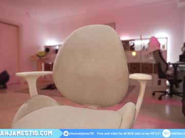 webcam girl hannahjames710 live cam image #1482045