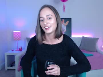 webcam girl holihurricane live cam image #1059730