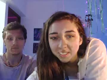 webcam couple flloopy live cam image #5399514