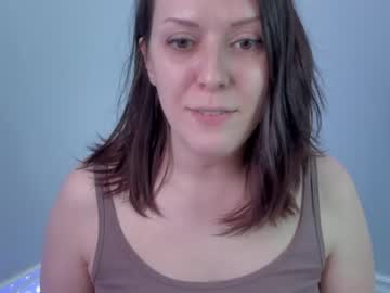 webcam girl realcanada live cam image #3897595