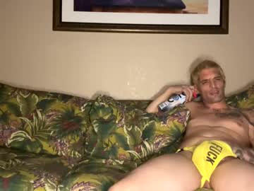 webcam man mrgetitwhileyoucan live cam image #7035399