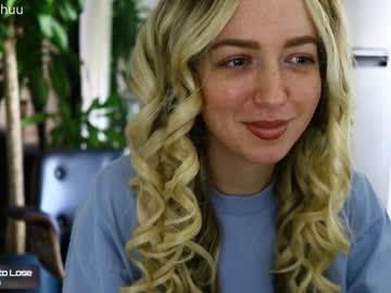 webcam girl maeveminx live cam image #1322685