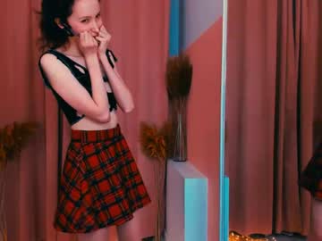 webcam girl hailiemills live cam image #3126138