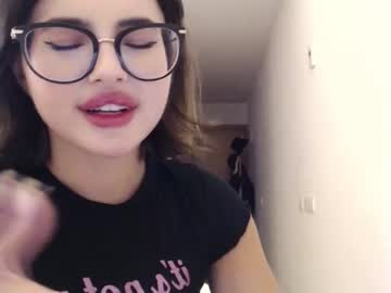 webcam girl playnofuckinggames live cam image #2887403