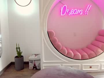 webcam girl ashlyeroberts1 live cam image #1846342