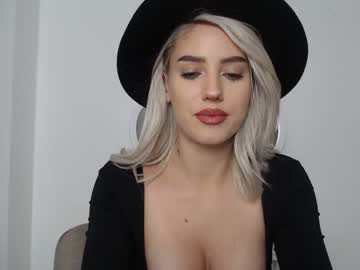webcam girl i_am_sarahxxx live cam image #89332