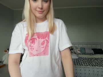 webcam girl belle_ellie live cam image #4832247