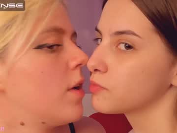 webcam girl iliziamain live cam image #1851993