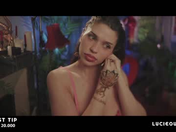 webcam girl lucieoude_ live cam image #4071024